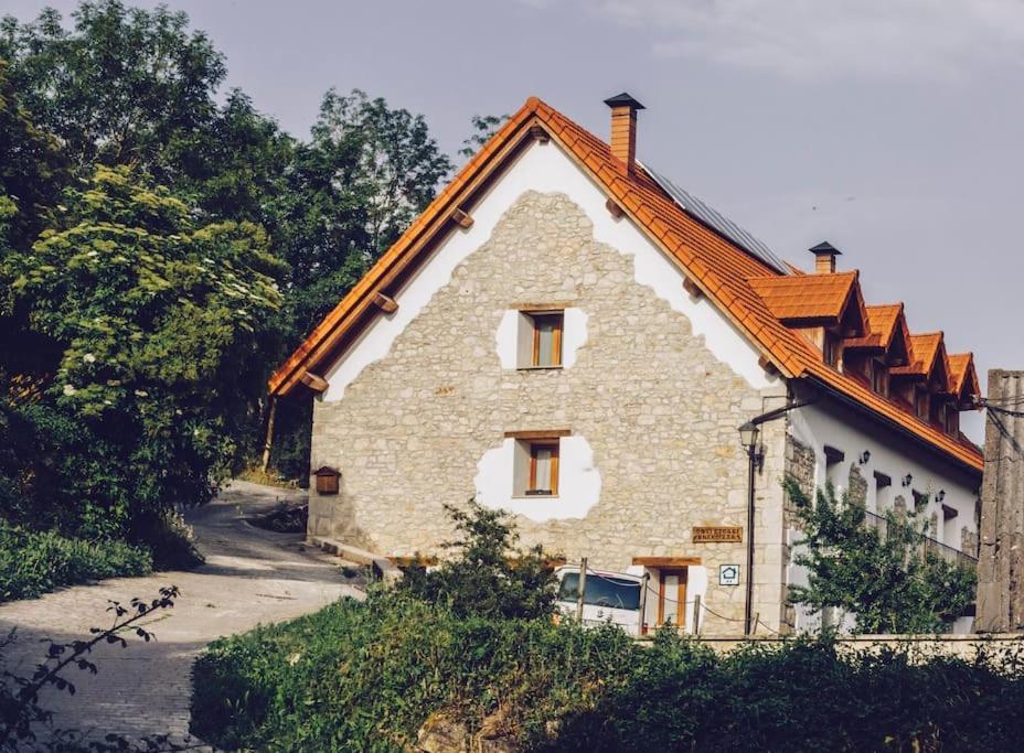Casa Rural Enekoizar Abaurrea Alta Екстериор снимка